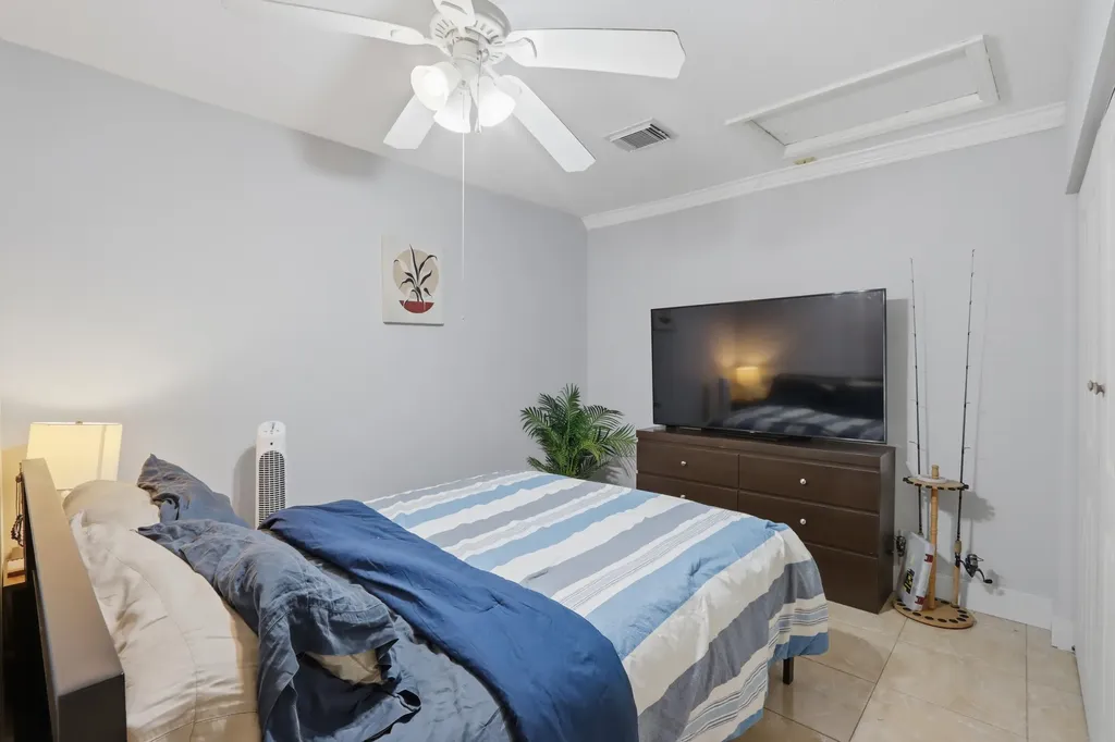 1900 Carissa Road Lake Clarke Shores FL 33406