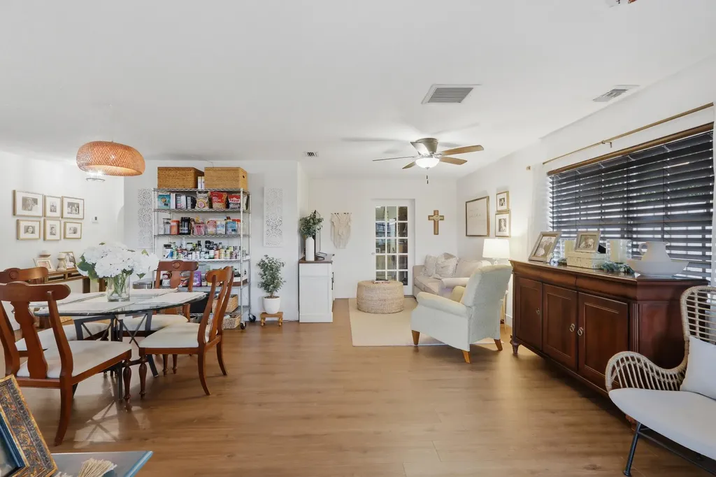 1900 Carissa Road Lake Clarke Shores FL 33406