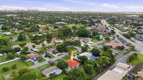 1900 Carissa Road Lake Clarke Shores FL 33406