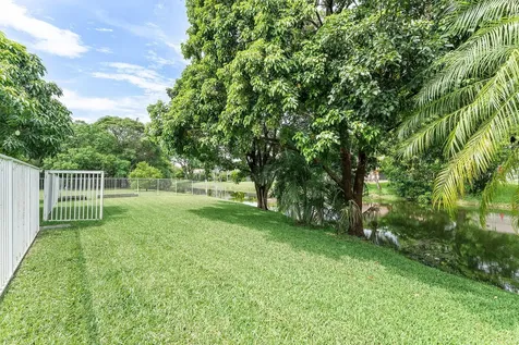 5165 NW 50th Avenue Coconut Creek FL 33073