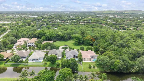5165 NW 50th Avenue Coconut Creek FL 33073