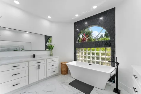 5165 NW 50th Avenue Coconut Creek FL 33073