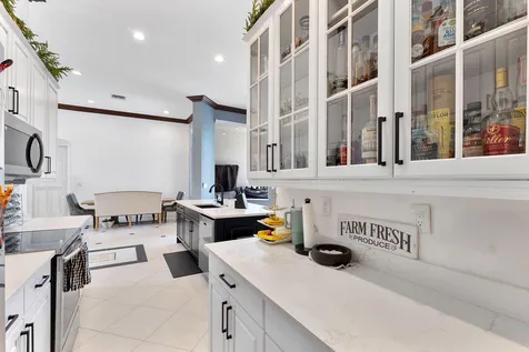 5165 NW 50th Avenue Coconut Creek FL 33073