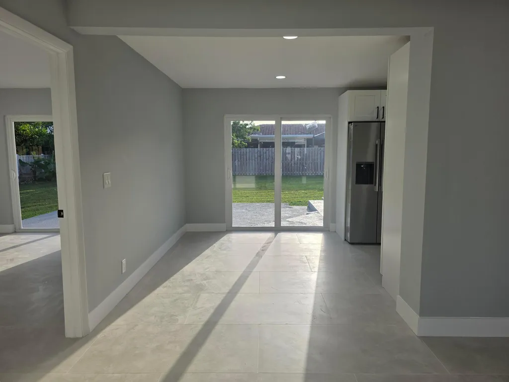 2660 NW 83rd Terrace Coral Springs FL 33065