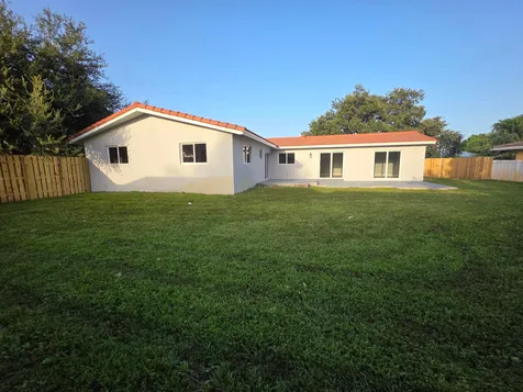 2660 NW 83rd Terrace Coral Springs FL 33065