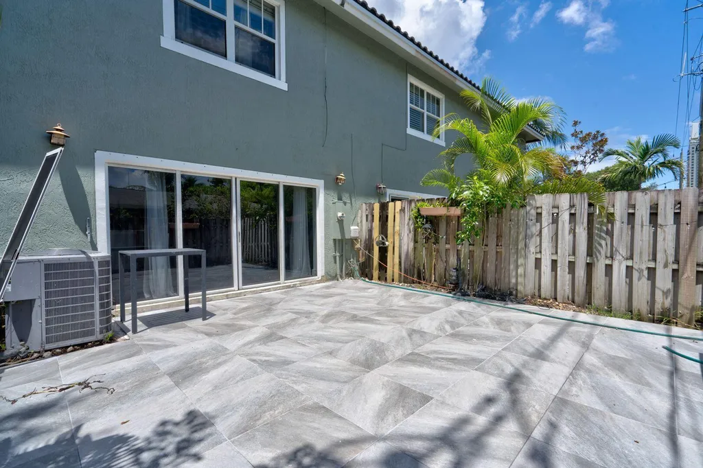 804 SW 4th Avenue Fort Lauderdale FL 33315