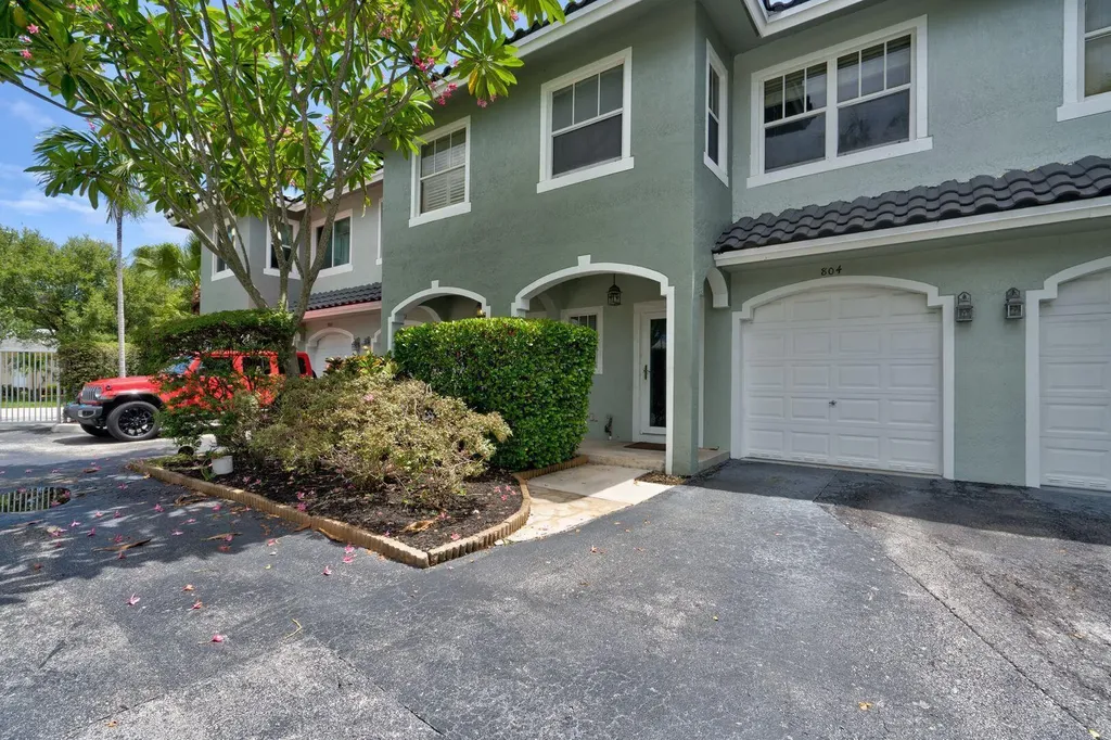 804 SW 4th Avenue Fort Lauderdale FL 33315