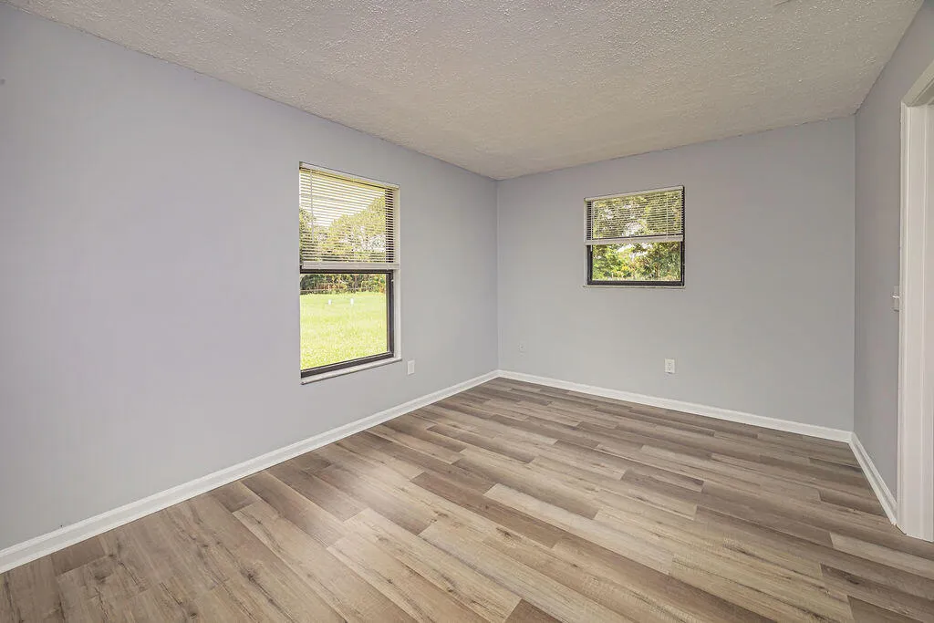 18565 47th Avenue N The Acreage FL 33470
