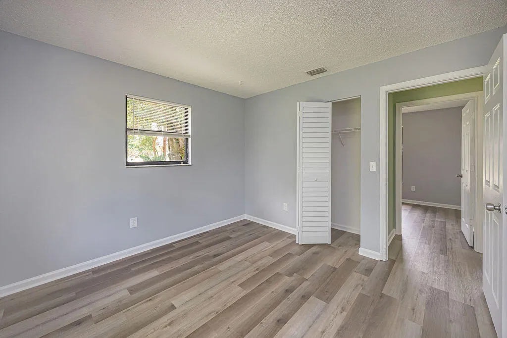 18565 47th Avenue N The Acreage FL 33470