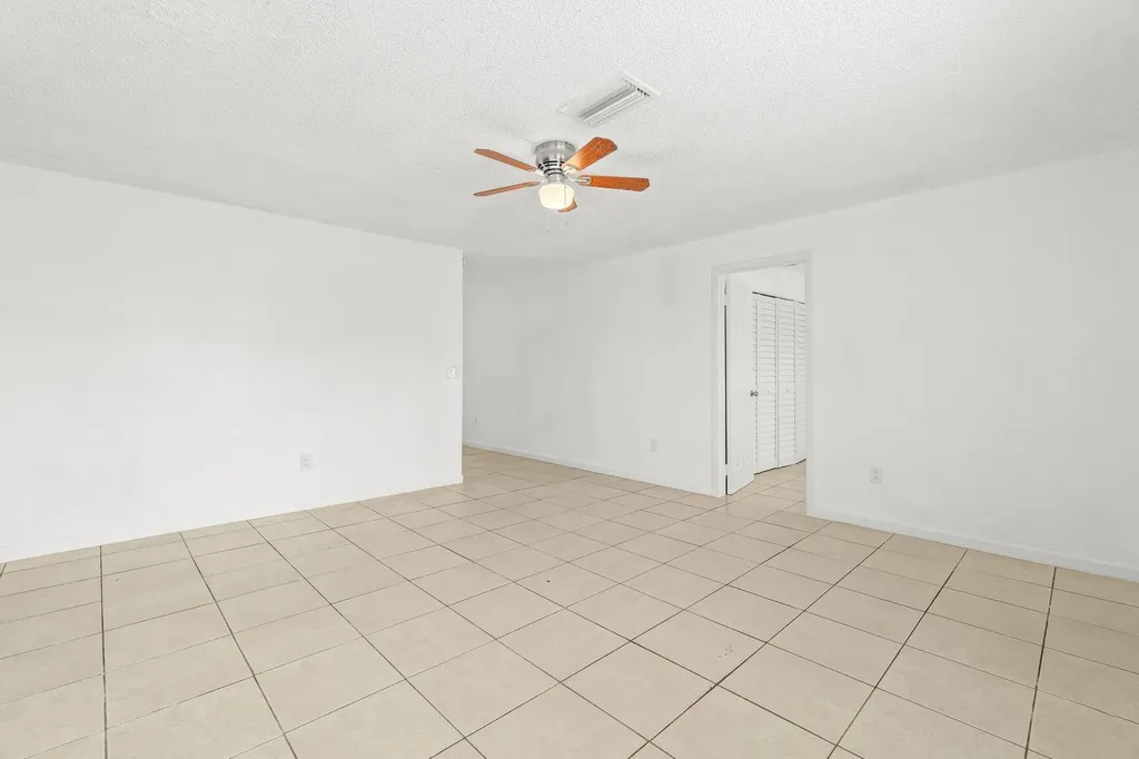 4790 Gulfstream Road Lake Worth Beach FL 33461