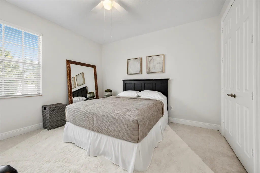 2502 N Dixie Highway Lake Worth Beach FL 33460
