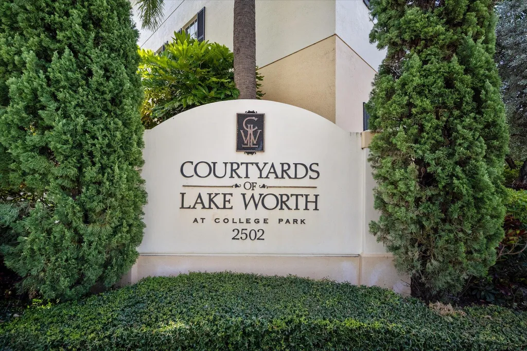 2502 N Dixie Highway Lake Worth Beach FL 33460