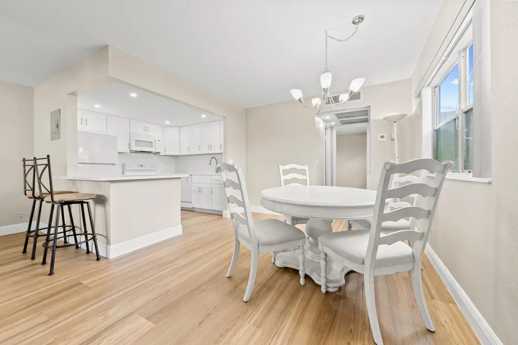 723 Flanders P Delray Beach FL 33484