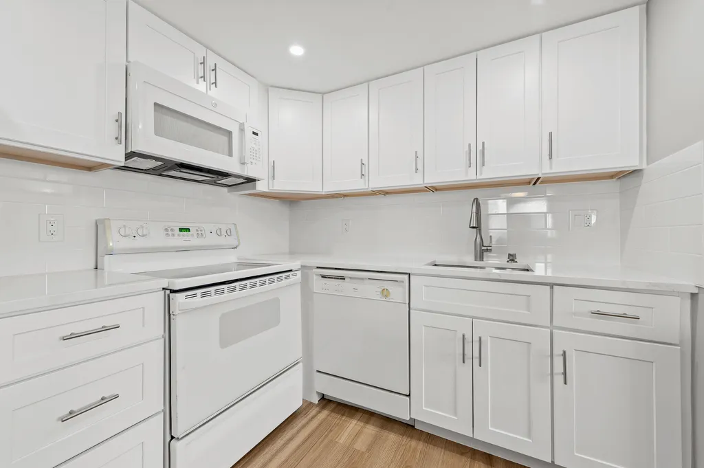 723 Flanders P Delray Beach FL 33484