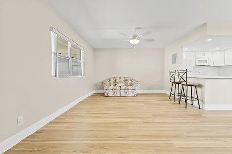 723 Flanders P Delray Beach FL 33484