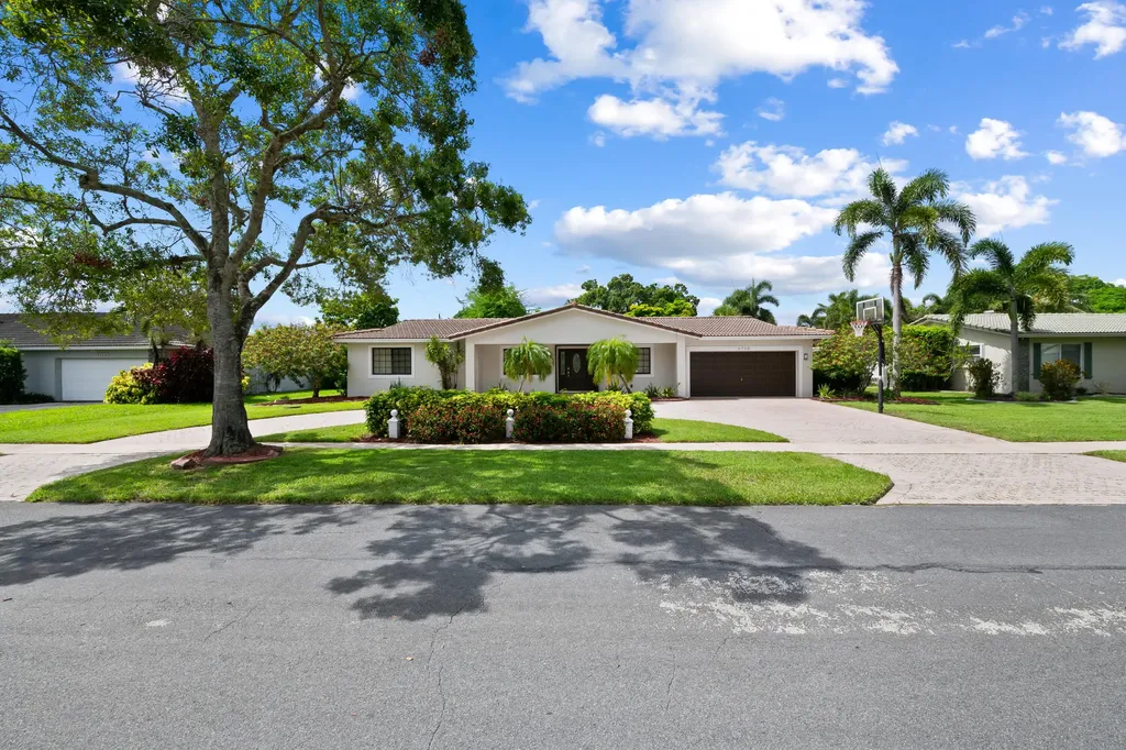 5720 SW 7th Street Plantation FL 33317