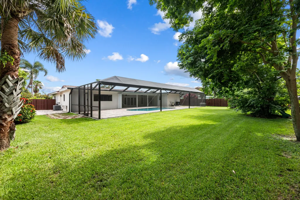 5720 SW 7th Street Plantation FL 33317