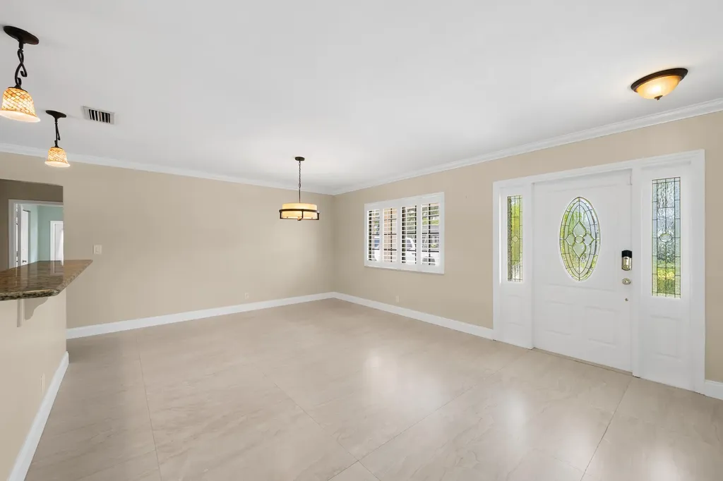 5720 SW 7th Street Plantation FL 33317