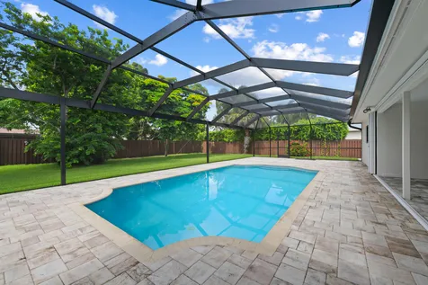 5720 SW 7th Street Plantation FL 33317