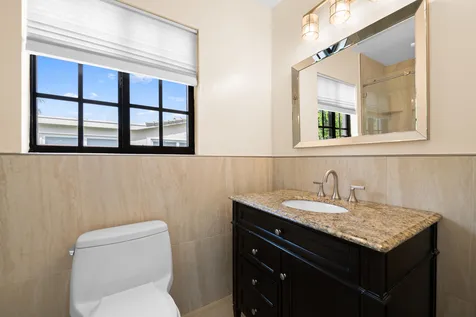 5720 SW 7th Street Plantation FL 33317