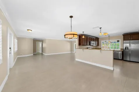 5720 SW 7th Street Plantation FL 33317