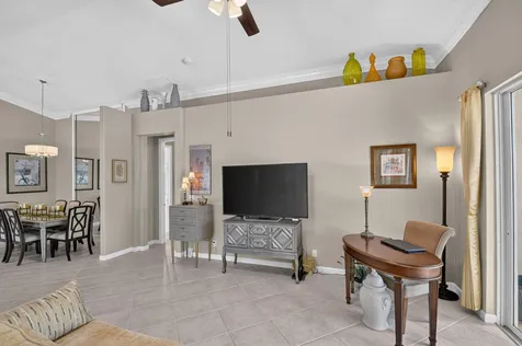 9575 Sandpiper Shores Way West Palm Beach FL 33411