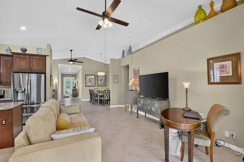9575 Sandpiper Shores Way West Palm Beach FL 33411