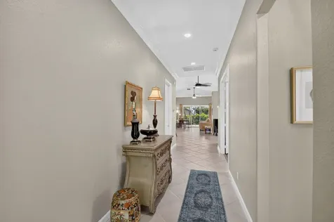 9575 Sandpiper Shores Way West Palm Beach FL 33411