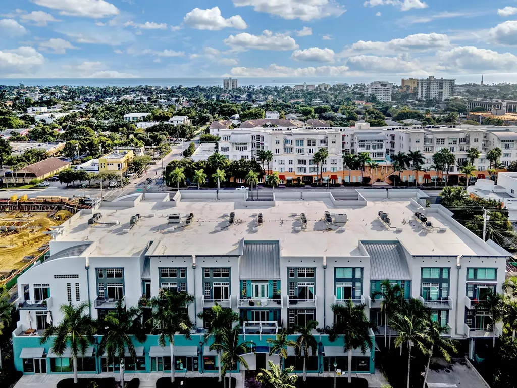 185 NE 4th Avenue Delray Beach FL 33483