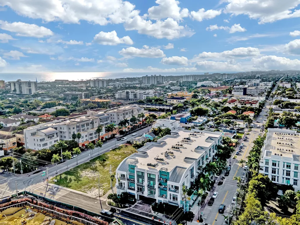 185 NE 4th Avenue Delray Beach FL 33483