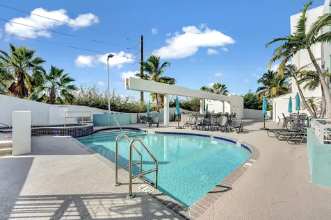 185 NE 4th Avenue Delray Beach FL 33483