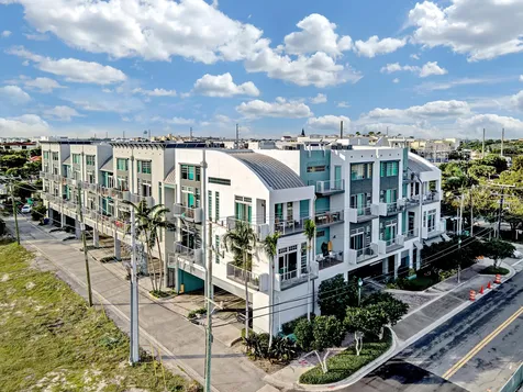 185 NE 4th Avenue Delray Beach FL 33483