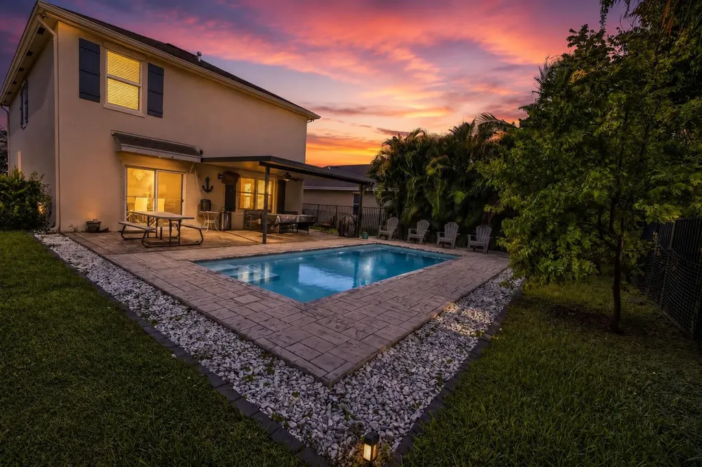 3758 Whitney Park Lane Greenacres FL 33463