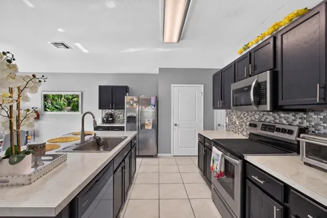 3758 Whitney Park Lane Greenacres FL 33463