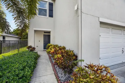 3758 Whitney Park Lane Greenacres FL 33463