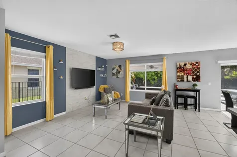 3758 Whitney Park Lane Greenacres FL 33463