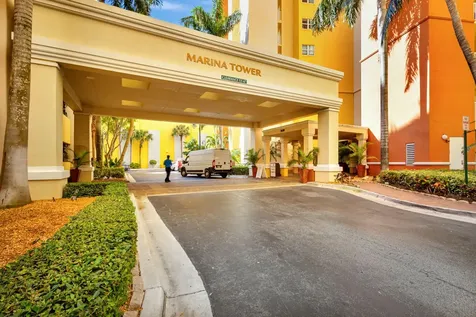 2650 Lake Shore Drive Riviera Beach FL 33404