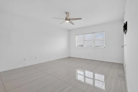 2650 Lake Shore Drive Riviera Beach FL 33404