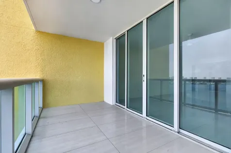 2650 Lake Shore Drive Riviera Beach FL 33404