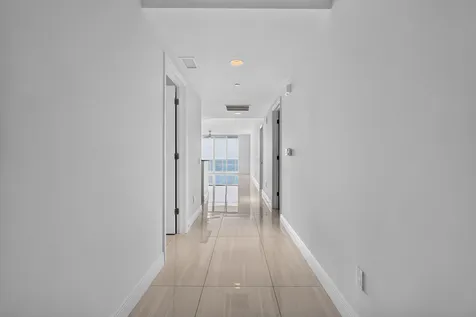 2650 Lake Shore Drive Riviera Beach FL 33404
