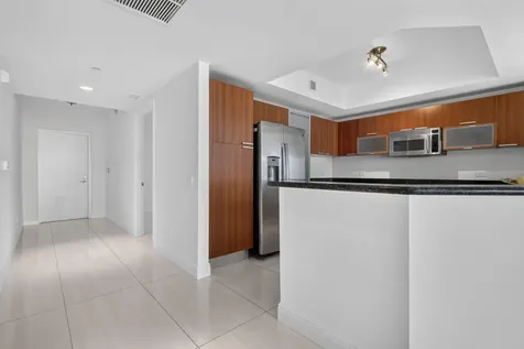 2650 Lake Shore Drive Riviera Beach FL 33404