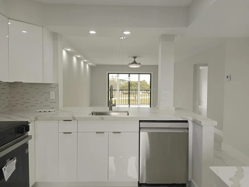 7320 Amberly Lane Delray Beach FL 33446