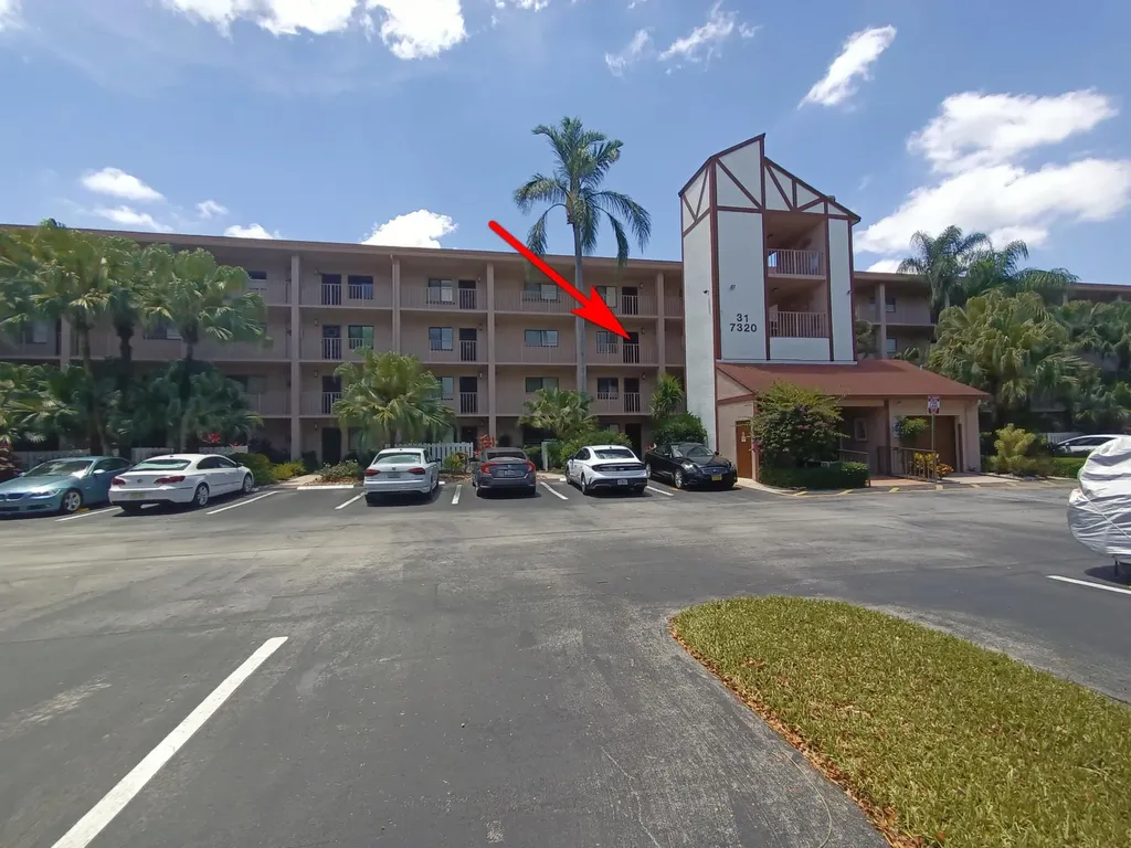 7320 Amberly Lane Delray Beach FL 33446