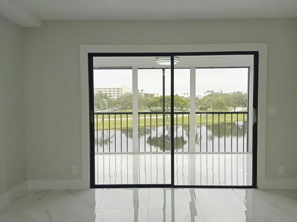 7320 Amberly Lane Delray Beach FL 33446