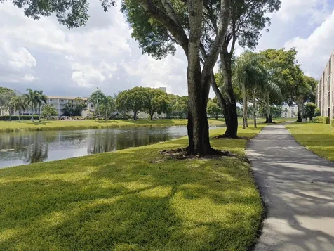 7320 Amberly Lane Delray Beach FL 33446
