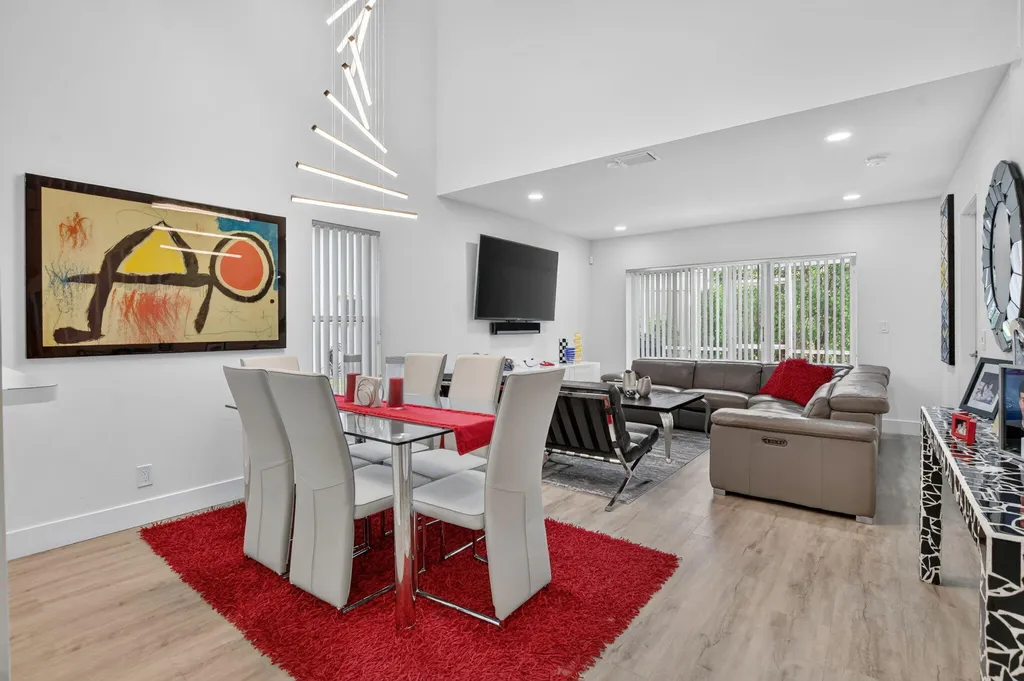 10401 Lake Vista Circle Boca Raton FL 33498