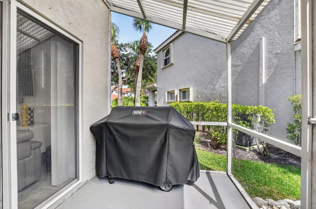 10401 Lake Vista Circle Boca Raton FL 33498