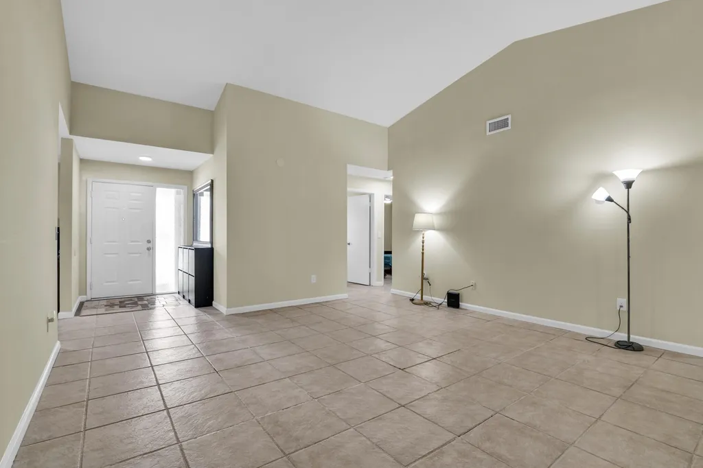 3930 NW 79th Way Davie FL 33024