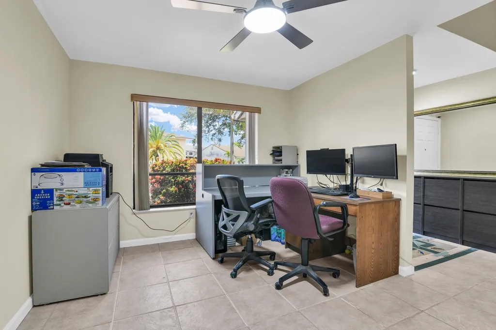3930 NW 79th Way Davie FL 33024