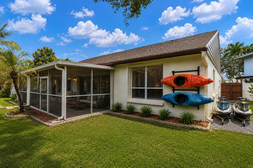 3930 NW 79th Way Davie FL 33024